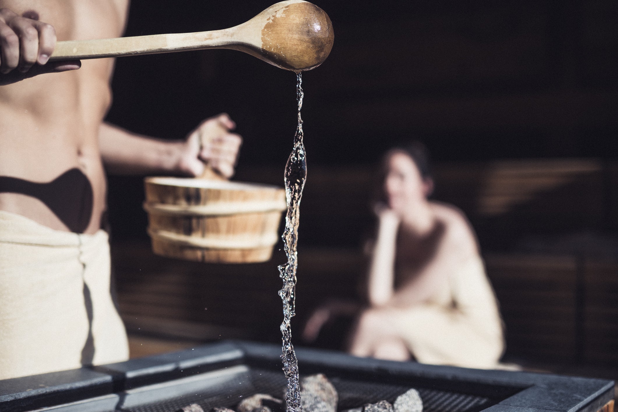Sauna als Therapie bei Migräne: Möglichkeiten und Grenzen - Eine umfassende Analyse Nordholz Saunazubehör