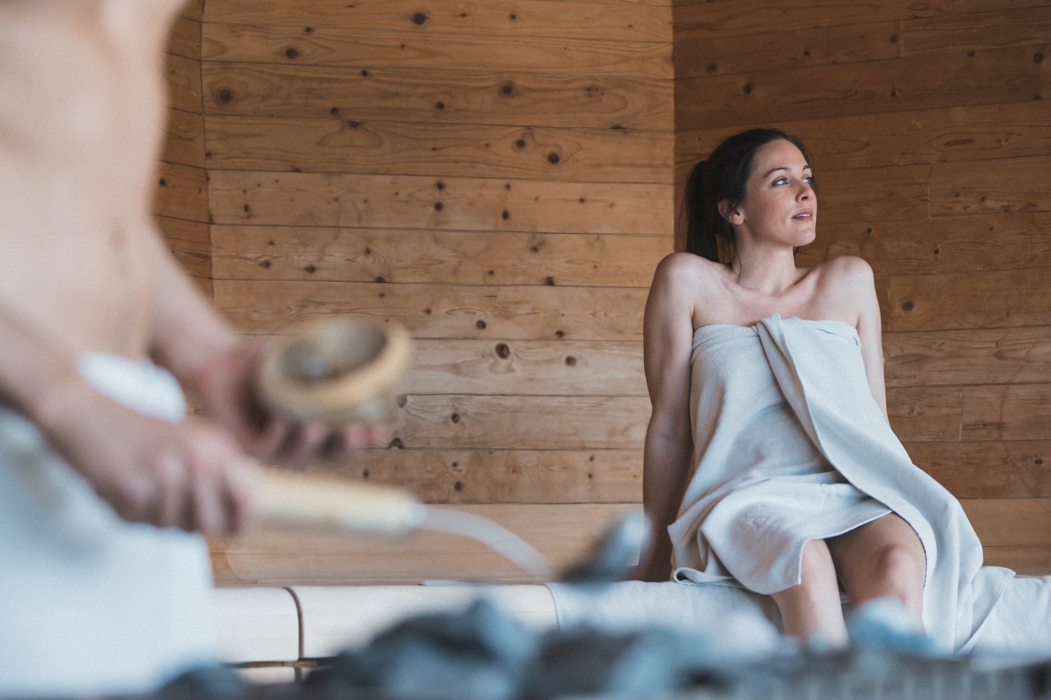 Sauna gesund – Blogbeitrag: "Warum Sauna gesund ist: Ein Blick auf die wissenschaftlichen Erkenntnisse" Nordholz Saunazubehör